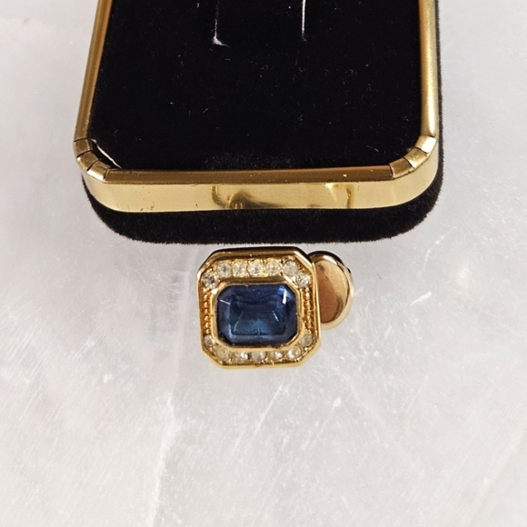Dior Blue Stone and Cubic Zirconia Single Vintage Clip On Earring In Gold - Picture 3 of 7